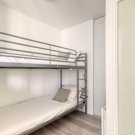 Apartment Garonne Park 2 - Shopping Village Disneyland Paris